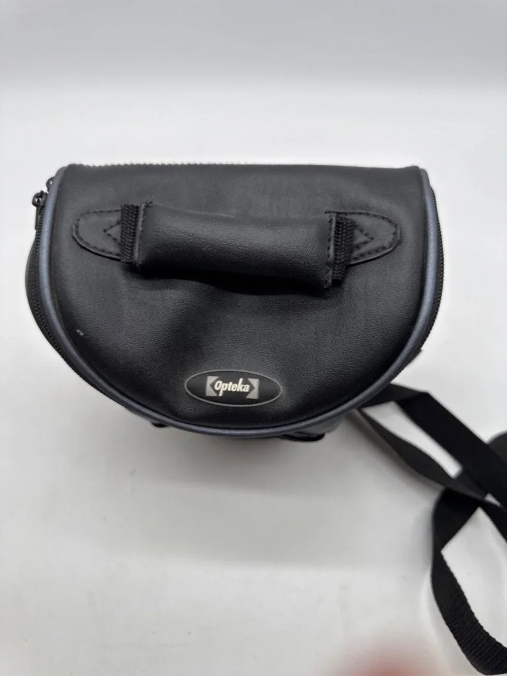Opteka Black Compact Camera Case With Adjustable Strap Zipper Closure & Mesh Poc